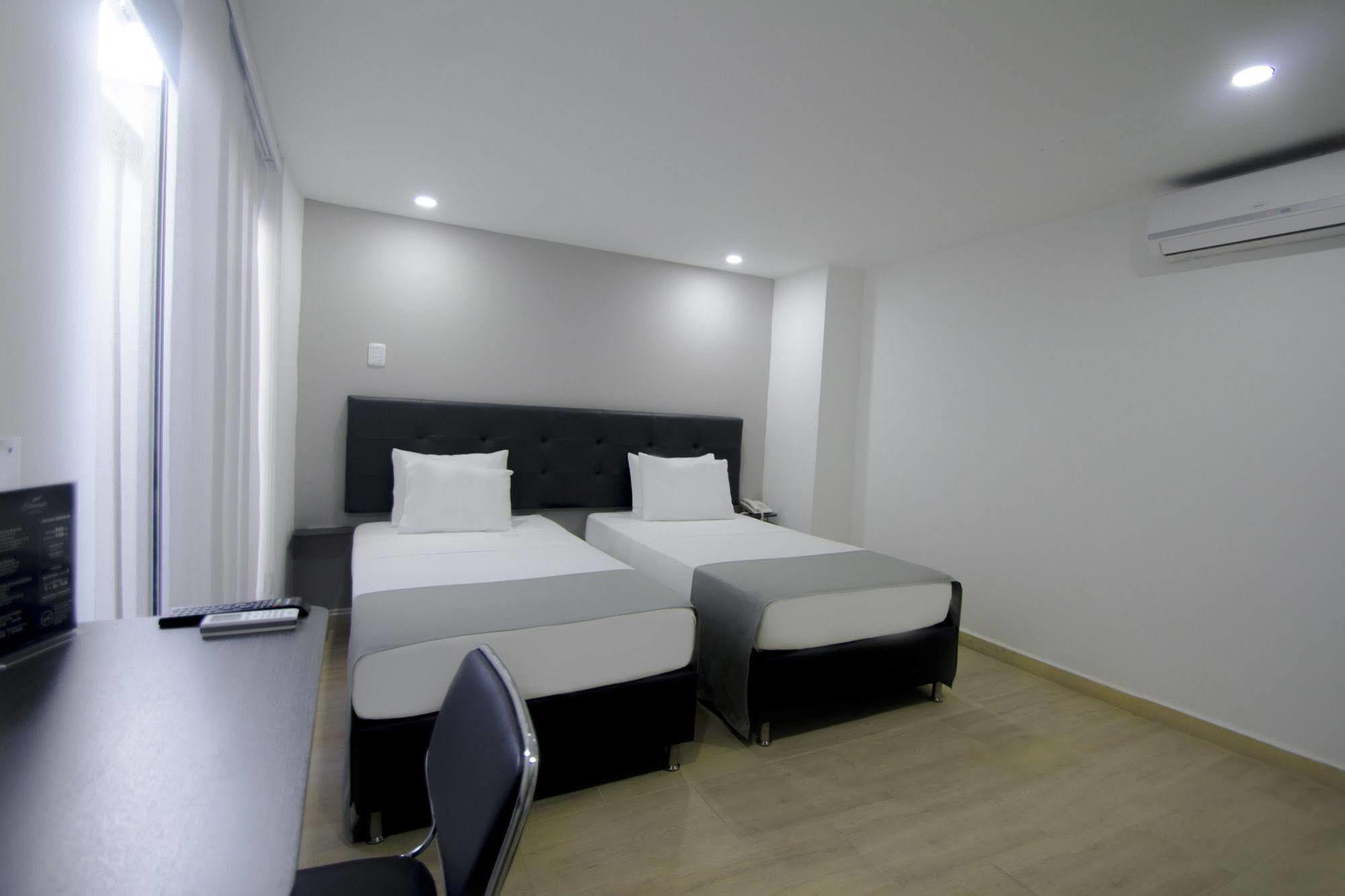 Element Hotel Medellin Ngoại thất bức ảnh